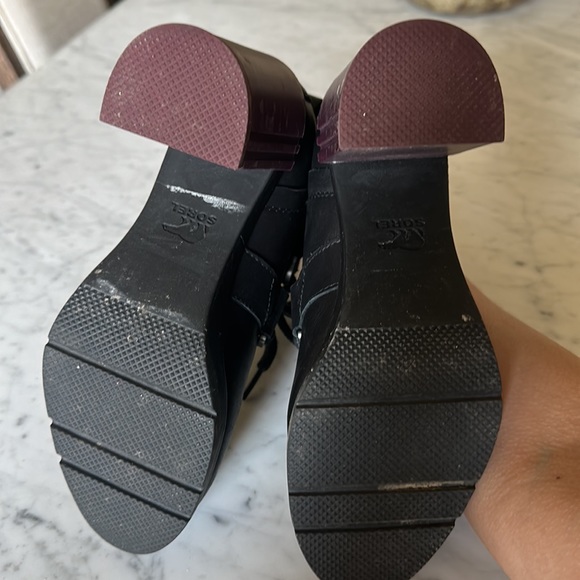 Gorgeous, black Sorel boots leather - Picture 5 of 6